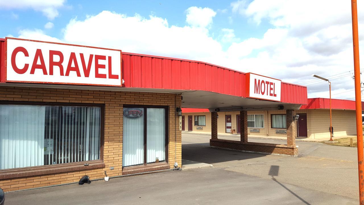 Caravel Motel Swift Current Exterior photo